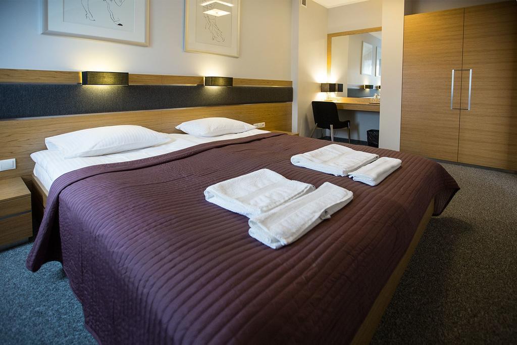 Hotel Karo Ράντομ Εξωτερικό φωτογραφία
