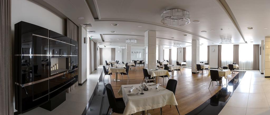 Hotel Karo Ράντομ Εξωτερικό φωτογραφία